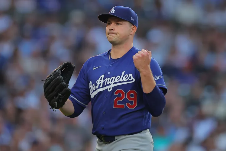 Tarik Skubal pitches 6 effective innings in Dodgers debut against Cubs